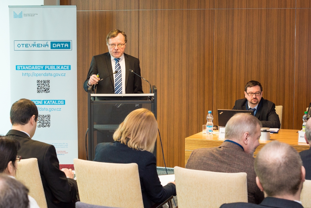 Prezident NKÚ Miloslava Kala při úvodním projevu